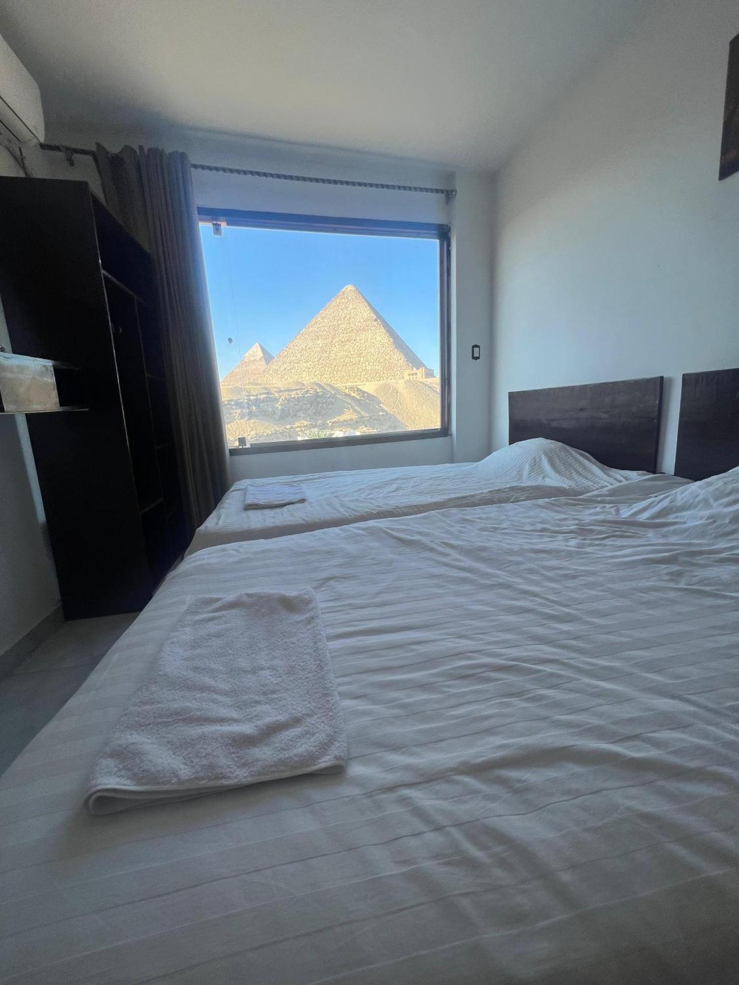 New Asia Pyramids View Kafret el-Gabal Exterior photo