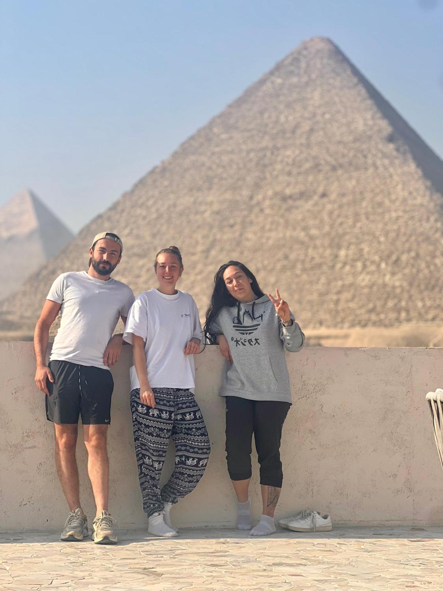 New Asia Pyramids View Kafret el-Gabal Exterior photo